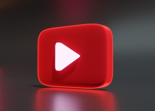 How to Make Money on YouTube in 2024 with the Latest Strategies and Trends